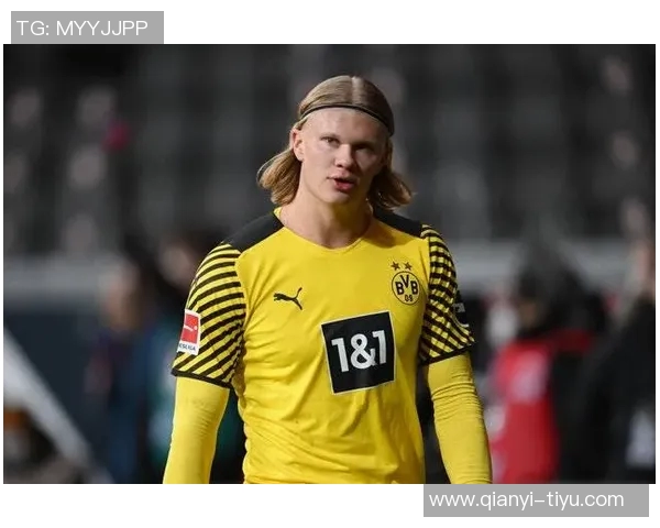 哈兰德夸女友球技如吉格斯女友调侃哈兰德盘带水平不行 哈兰德夸女友球技如吉格斯女友调侃哈兰德盘带水平不行