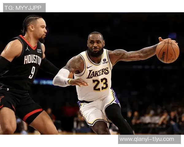 东詹独自带队表现惊艳湖人净效率数据揭示其重要性